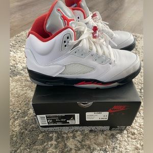 Air Jordan 5 Retro “Fire Red”